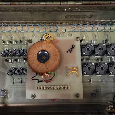 Klark-Teknik Vintage DN27A Mono 1/3 Octave Graphic Equalizer with Belclere transformer (one unit) image 4