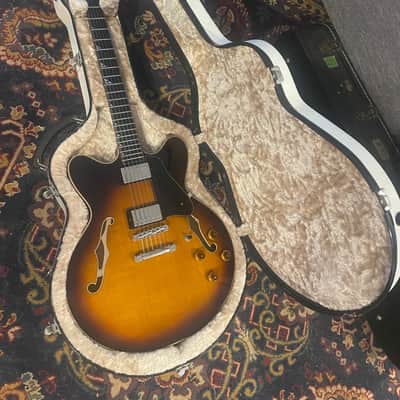 Calton es335 Case in Excellent Condition image 5