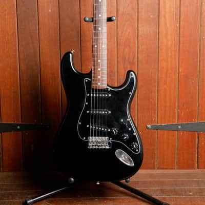Fender Japan ST72-70 Stratocaster Black Electric Guitar 1987 Pre-Owned image 2