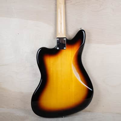 Fender MIJ Traditional II '60s Jaguar 2022 Sunburst Japan Offset w/ Gig Bag, Booklet image 4