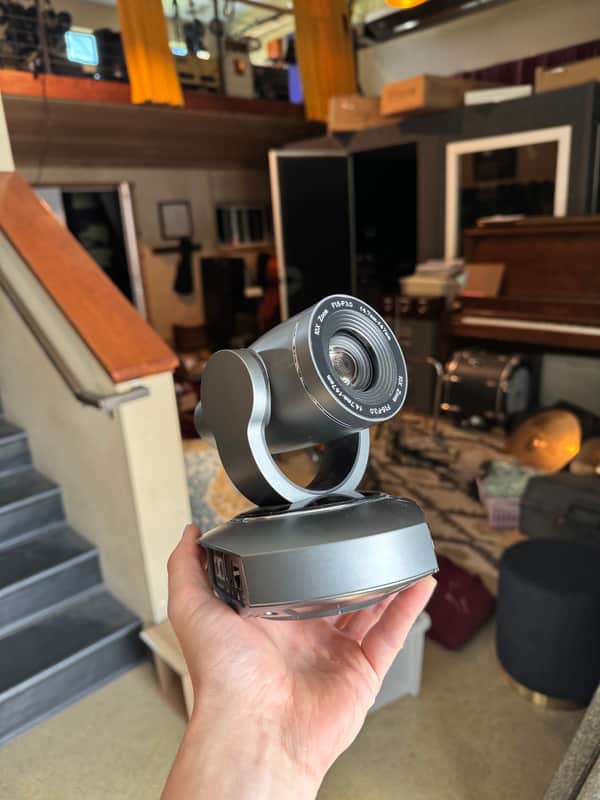 AViPAS AV-1281G HDMI PTZ Camera with PoE 2019 - Grey image 1