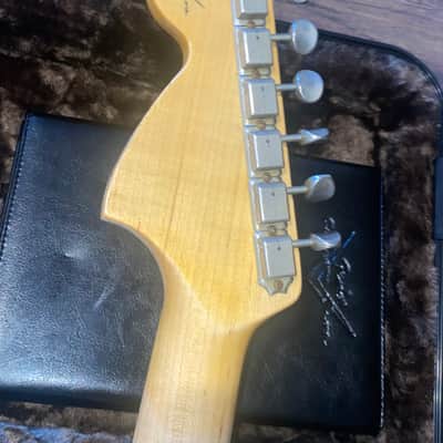 Fender Stratocaster custom shop 1967 reissue heavy relic vintage aged white image 10