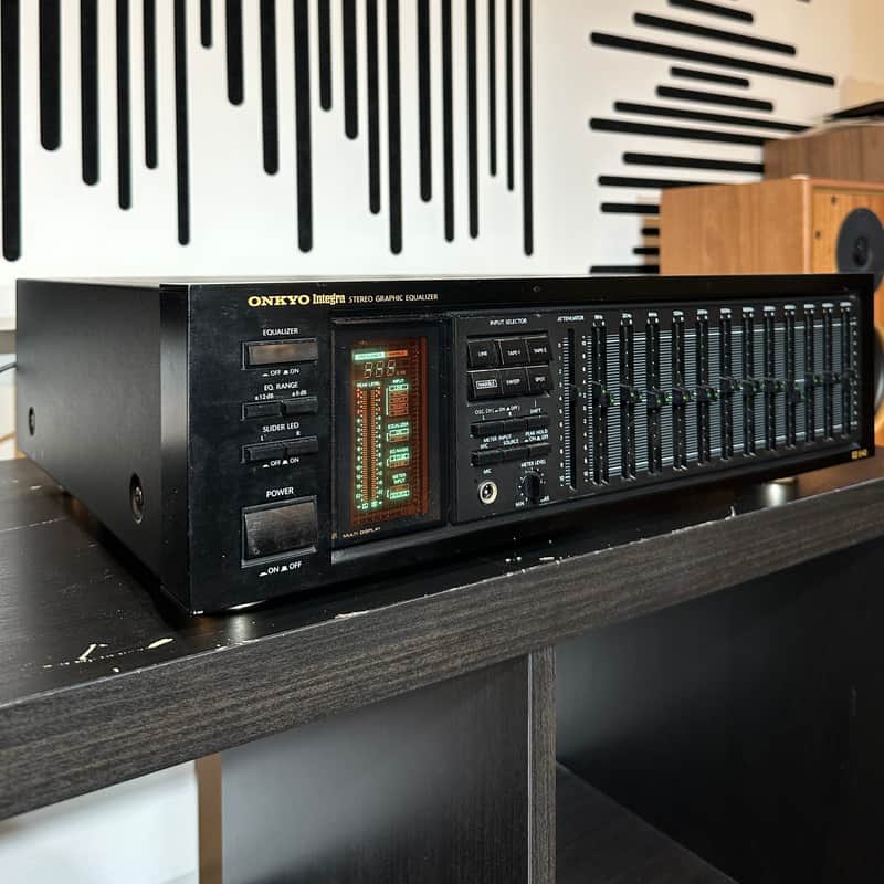 Onkyo Integra Stereo Graphic Equalizer EQ-540 1980s - Black image 1