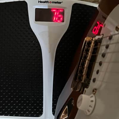 Fender 60th Anniversary Commemorative American Standard Stratocaster with Gold Hardware, Maple Fretboard 2014 - 2-Color Sunburst image 21