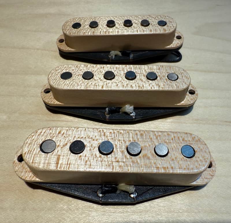 Strat single coil wood pickup cover set image 1