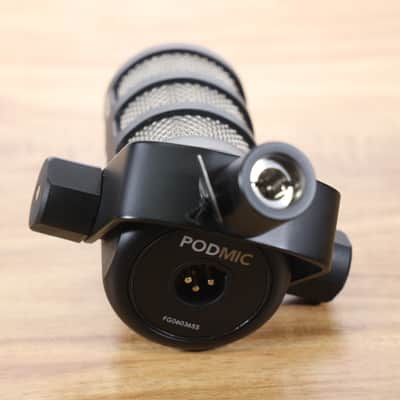 RODE PodMic Cardioid Dynamic Podcasting Microphone 2019 - Present - Black image 7