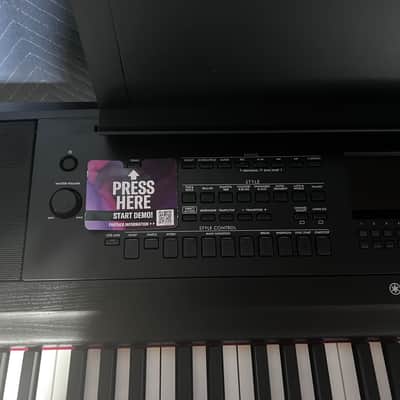 Yamaha DGX-670 88-Key Digital Portable Piano Yamaha 2021 Black image 1