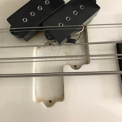 B.C. Rich Mockingbird 1981 Glitter Rock White image 4