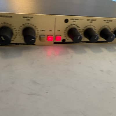 SPL 2058 Track One Channel Strip 2001 - 2009 - Gold image 4