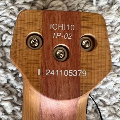 Ibanez ICHI10VWM Ichika Signature Headless Electric Guitar, Vintage White Matte image 7