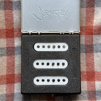 Abigail “Abby” Ybarra Fender LTD ED. CS MASTERWND PU SET image 3