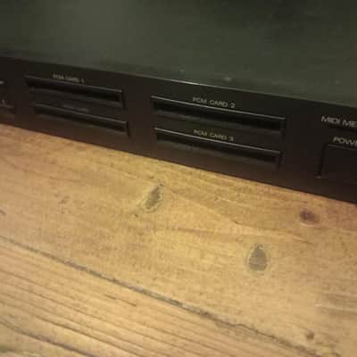 Roland R-8M Total Percussion Sound Module 1980s - Black image 3