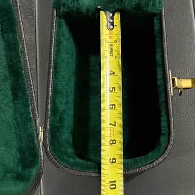 Martin Martin Acoustic Guitar Hard Case Black w/Green image 5