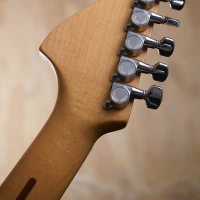 Squier Japanese Vintage Stratocaster Electric Guitar in White image 6