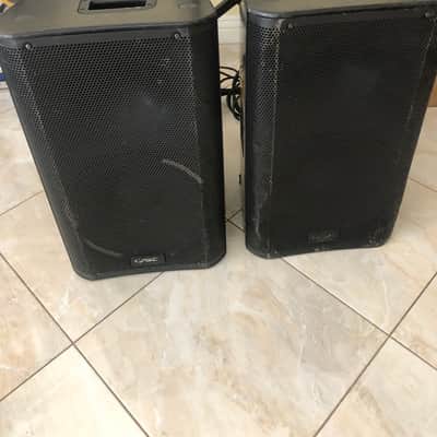 QSC K12 powered speakers image 1