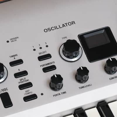 Korg KingKORG 61-Key Analog Modeling Synthesizer image 11