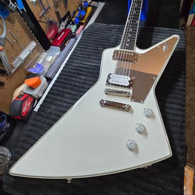 Epiphone Tommy Thayer Signature "White Lightning" Explorer image 21