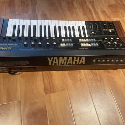 Yamaha CS-15D Monophonic Synthesizer 1979 - 1982 - Black image 2