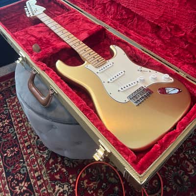 Fender FSR American Special Stratocaster with Matching Headstock 2017 - Aztec Gold image 1
