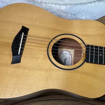 NEW! Taylor Baby Taylor BT1e Walnut Acoustic Guitar - Natural Sitka Spruce - 3lbs - Authorized Dealer - G06291 image 1