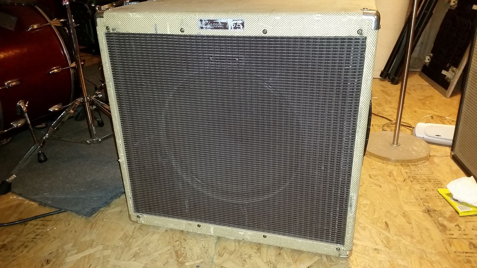 Peavey Classic 115E 75-Watt 16ohm 1x15 Guitar Speaker Cabinet | Reverb