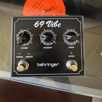 Behringer 69 vibe 2024 - Black image 1