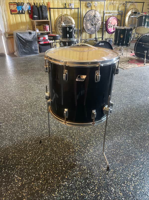Ludwig USA Black/White Badge Classic Maple 18"x16"!Tom Drum image 1