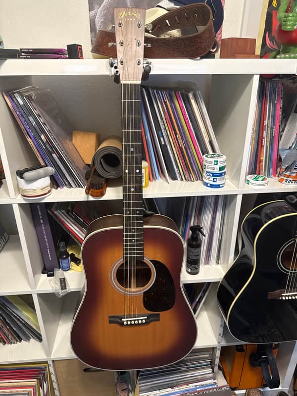 Martin Standard Series D-28 Satin 2023 - 2024 Amberburst