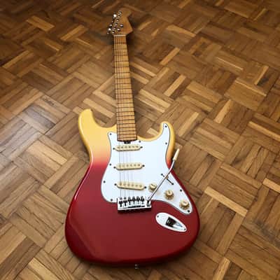 Musima Lead Star (1983) Great Stratocaster Style Guitar (Made in East Germany) with original case! image 4