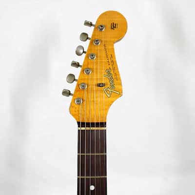2025 Fender Custom Shop 1965 Stratocaster Super Heavy Relic - Super Faded Aged Firemist Silver over 3 Color Sunburst image 5