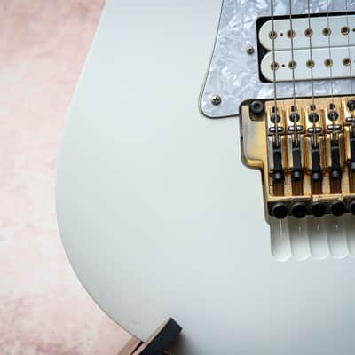 IBANEZ MIJ JEM7V-WH Steve Vai Signature "White + Rosewood" (2006) image 10