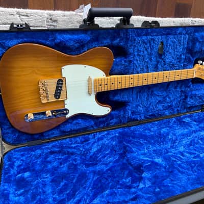 Fender 75th Anniversary Commemorative Telecaster 2021 - 2-Color Bourbon Burst image 9