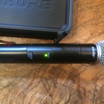 Shure PGX4 - PGX2 Wireless Microphone System With SM58 image 2