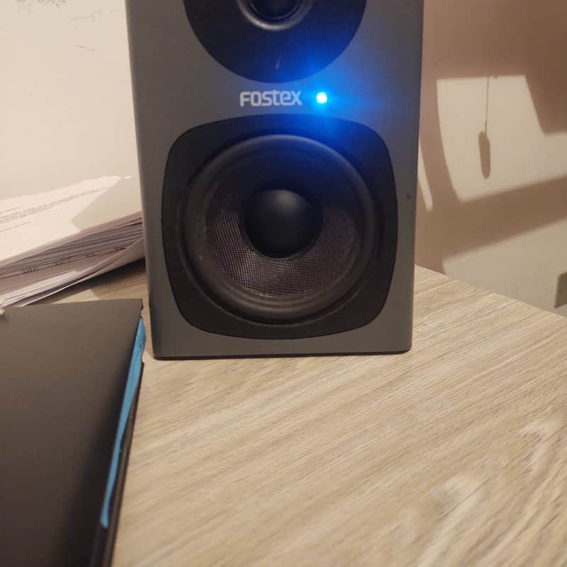2017 Fostex PM0.4D BLACK STUDIO MONITORs Black