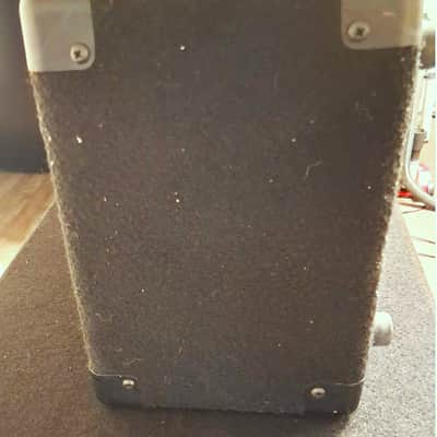 Peavey MARK VI BASS AMP HEAD AND 115 BX CABINET COMBO Mid 90's - Black carpeting image 5