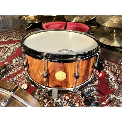 Antonio Drums 14x7 True Solid Walnut Snare Drum High-Gloss Natural image 6