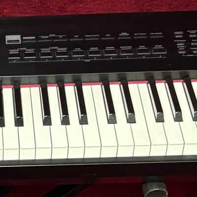 Roland RD-2000 88-Key Digital Stage Piano image 13