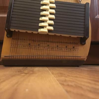 Oscar Schmidt Silvertone  Autoharp image 5