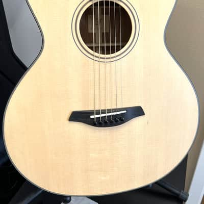 Furch Green Baritone BARc-SM with bag image 3