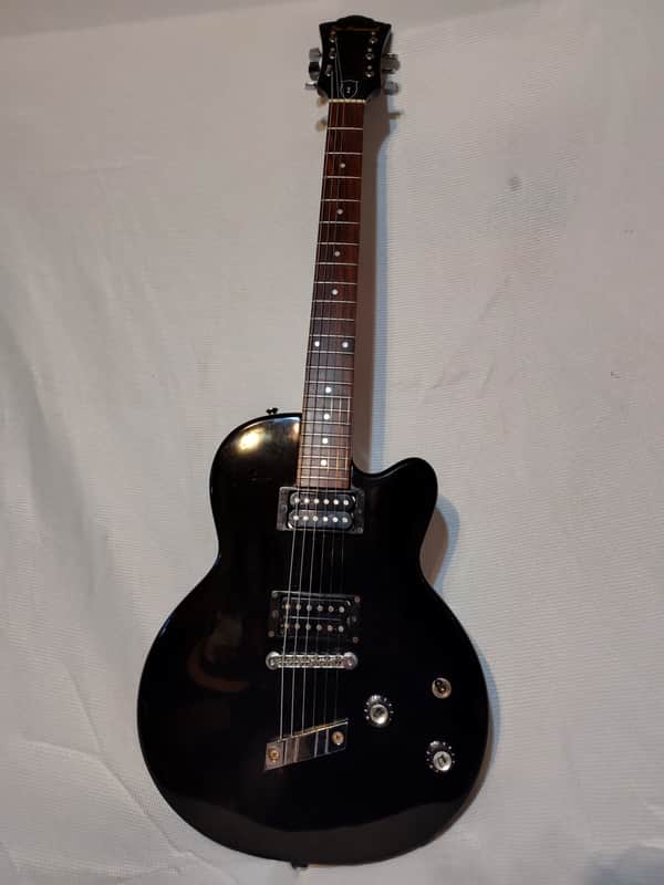 DeArmond M-65C Black with gig bag image 1