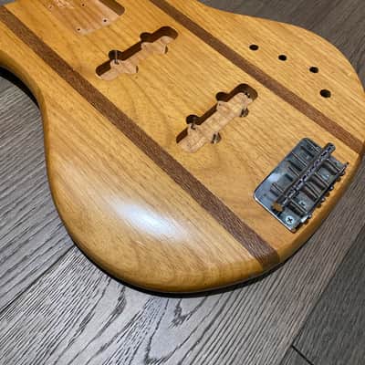 Gadow Custom 4-String Bass Body image 1