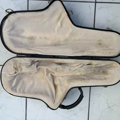 Selmer flight case alto saxophone image 10
