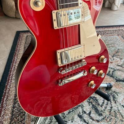 Gibson 2021 Les Paul Classic w/57 Classics and 59 Harness. Translucent Cherry image 2