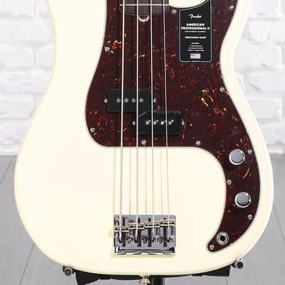 Fender American Professional II Precision Bass - Olympic White with Rosewood Fingerboard (PBassAP2ROWd1) image 4