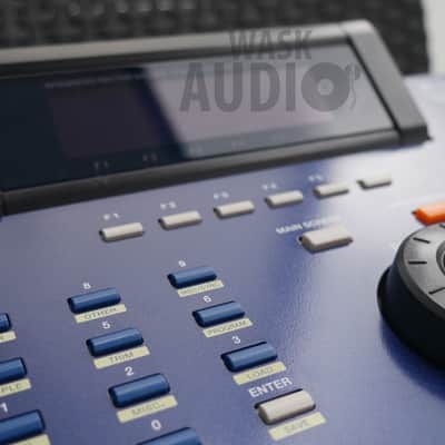 Akai MPC 2000 XL / Blue / Serviced / 32MB / Cardreader image 12