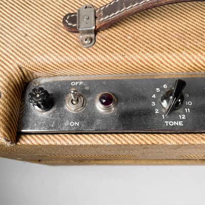 1958 Fender 5F2-A Princeton Tweed 1x8" Guitar Combo Amp image 5