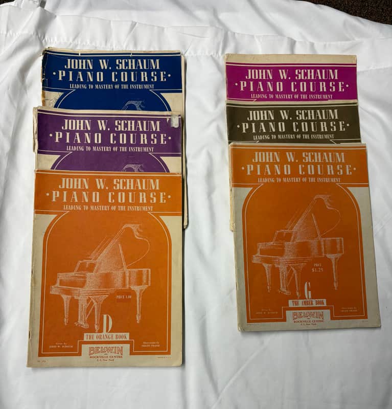 Vintage 1945 John W. Schaum Piano Course books B - G -Used Vintage old image 1