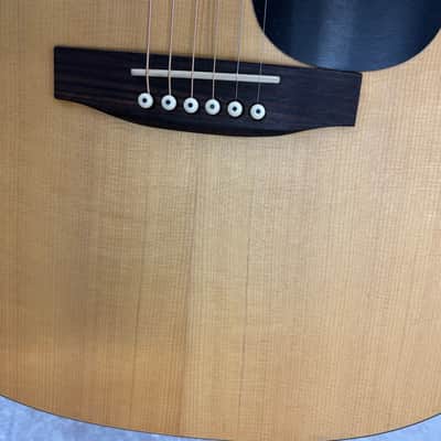 Seagull acoustic electric guitar in natural with case image 9