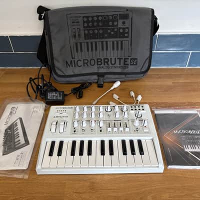 Arturia Microbrute SE 25-Key Synthesizer 2015 - White image 1