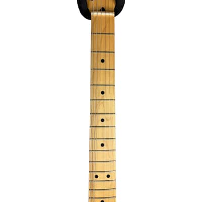 Fender Japan Junior Collection Stratocaster 2023 - Shell Pink image 7